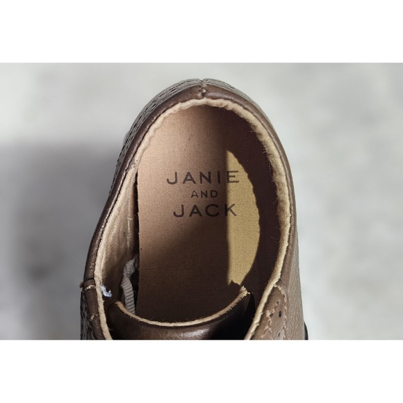 Janie and Jack Wingtip Sneaker - Brown - Size 10 Little Boy - Picture 7 of 9